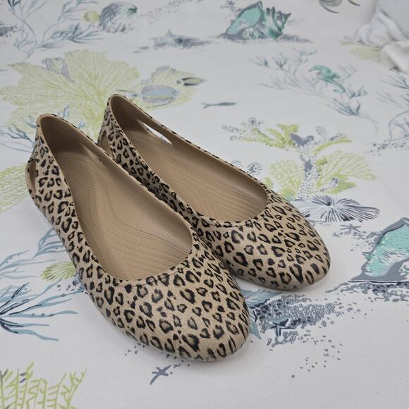 CROCS Laura Leopard Print Ballet Flats Size 10 - Picture 1 of 9